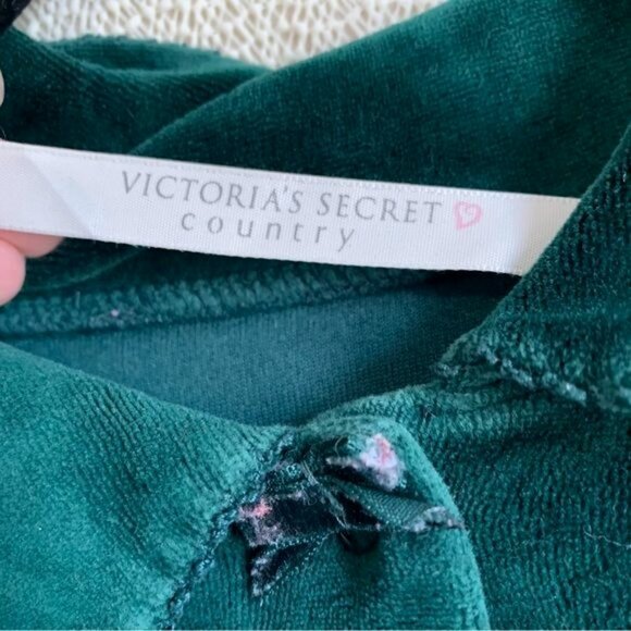 Vintage Victoria Secret Country Green Velvet Top & Pants Pajamas Set Size M - Picture 8 of 11